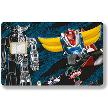 Charger l'image dans la galerie, Tribute to GOLDORAK – Sticker pour carte bancaire, disponible en deux formats.