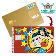 Charger l'image dans la galerie, Je suis une Wonder Woman – Sticker pour carte bancaire, disponible en deux formats.