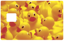 Load image into Gallery viewer, Les petits canards jaunes - sticker pour carte bancaire, 2 formats de carte bancaire disponibles