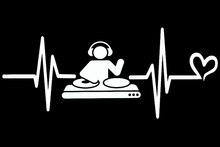 Load image into Gallery viewer, Mon coeur bat pour la musique, disponible en 10 couleurs