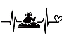 Load image into Gallery viewer, Mon coeur bat pour la musique, disponible en 10 couleurs