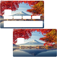 Load image into Gallery viewer, Mont Fujiyama - Sticker pour carte bancaire, disponible en deux formats.