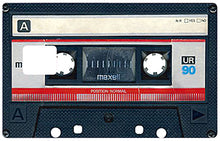 Charger l'image dans la galerie, Cassette audio, K7 - Sticker pour carte bancaire, disponible en deux formats.