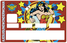 Charger l'image dans la galerie, Je suis une Wonder Woman – Sticker pour carte bancaire, disponible en deux formats.