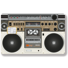 Charger l'image dans la galerie, Ghetto Blaster 80 – Sticker pour carte bancaire, disponible en deux formats.

