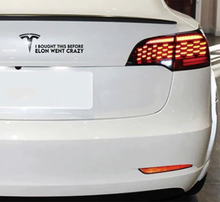 Charger l&#39;image dans la galerie, Stickers I BOUGHT THIS BEFORE ELON WENT CRAZY, disponible en 2 couleurs, FR et GB
