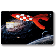 Load image into Gallery viewer, La fusée, édition limitée 100 ex - Sticker pour carte bancaire, disponible en deux formats.
