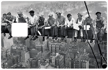 Bild in die Galerie hochladen, Lunch Atop a Skyscraper – the Rockefeller Center – Kreditkartenaufkleber